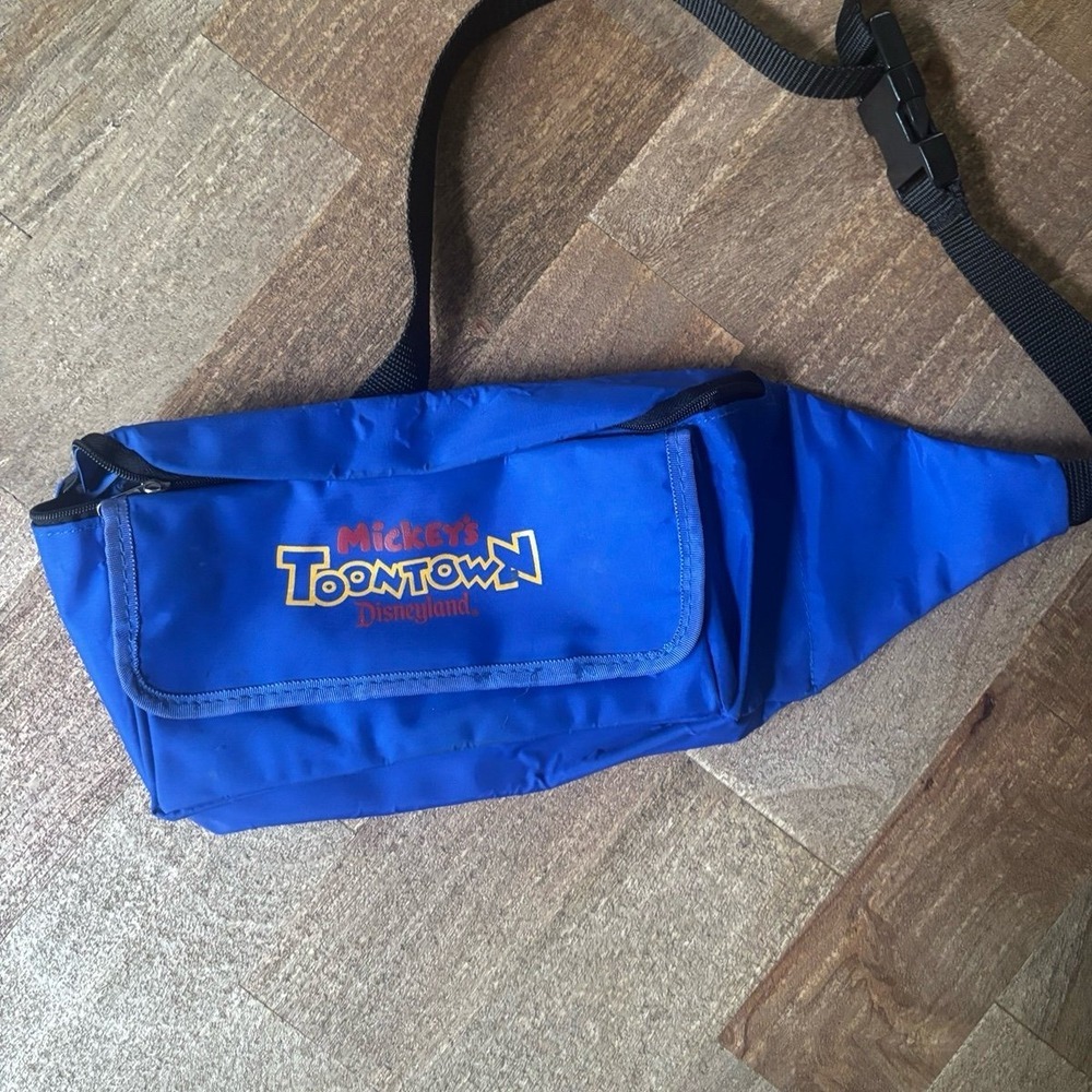 Disney Mickey's Toontown Fanny pack Disneyland
